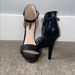 Soda patent leather high heels